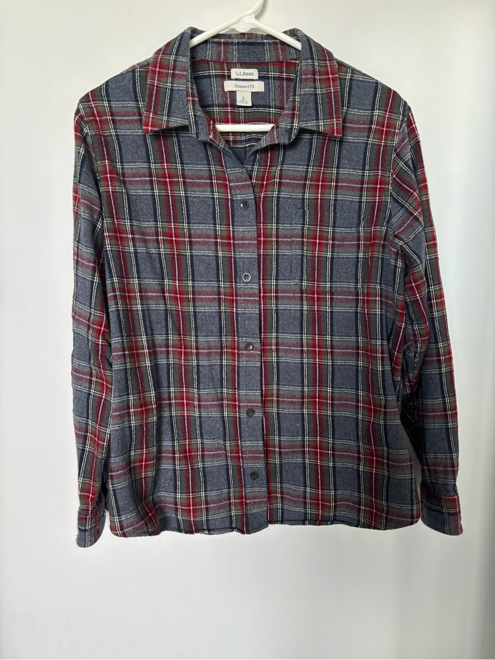 L.L.Bean Petite Large Grey & Red Plaid Relaxed Fit Shirt